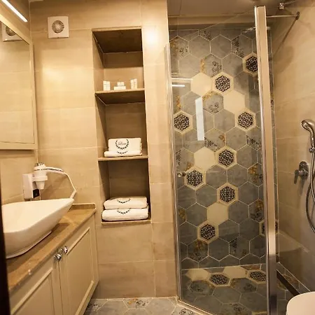 Livia Garden فندق سلجوك