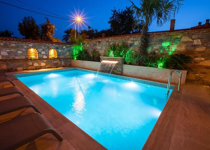 Livia Garden Hotel *