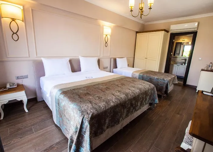 Hotel Livia Garden *