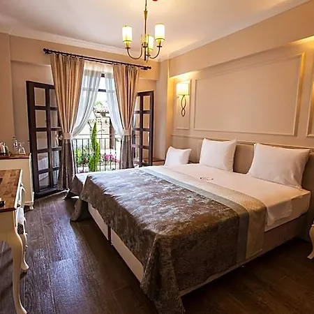 Livia Garden * Σελτσούκ