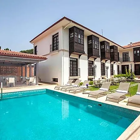 Ξενοδοχείο Livia Garden