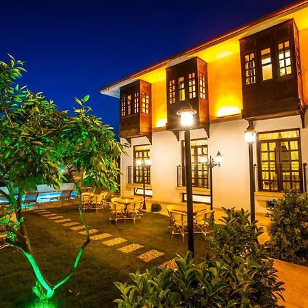 酒店 Livia Garden 塞尔丘克