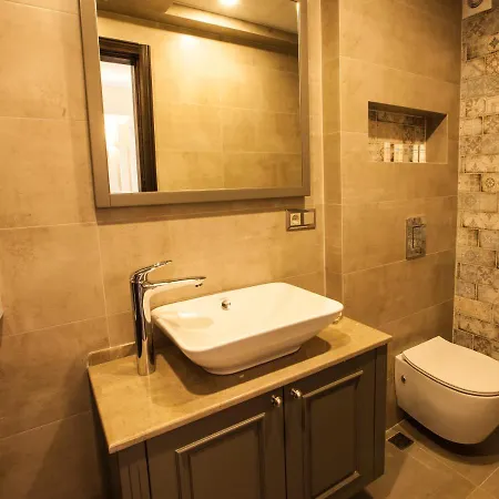 מלון Livia Garden סלצ'וק